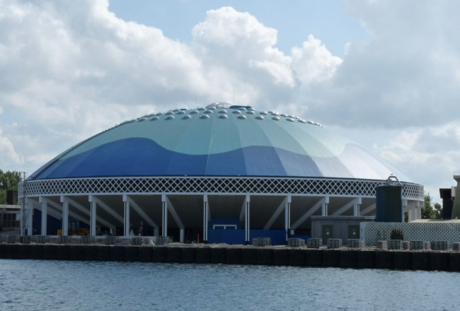 Harderwijk Dolfinarium , credit: Creative Commons Attribution-Share Alike 3.0, Author Crispulop